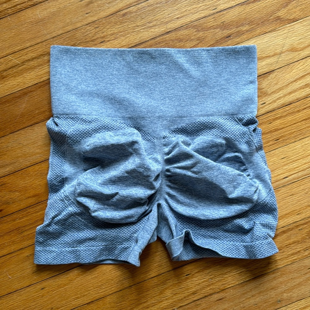 Scrunch Butt Contour Shorts